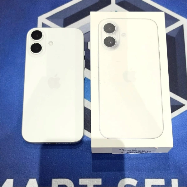 Pre-Owned iPhone 17 256GB White | Mint Condition | Smart Select